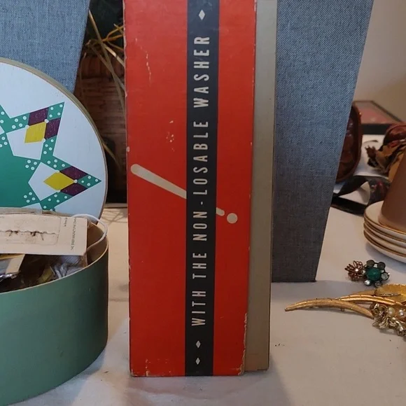 Two Pieces Of Vintage House Items - Picture 6 of 9